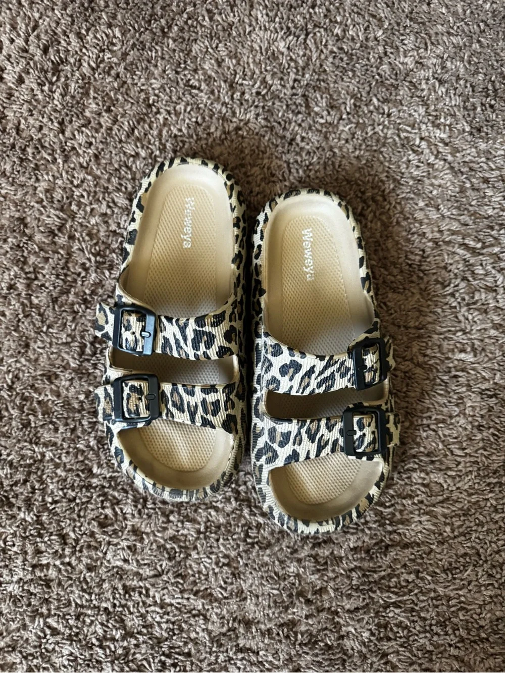 Women’s Leopard Print Slide Sandals - Beige/Black